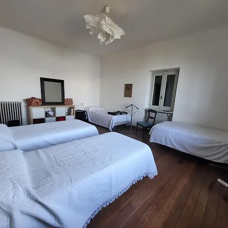 Adelaide Villa Baveno